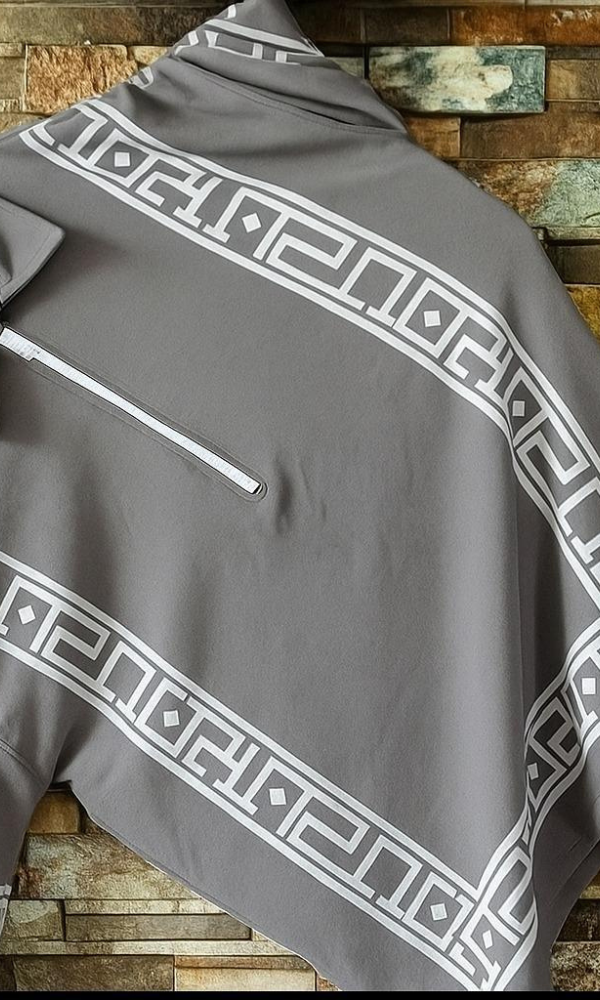 Printed zipped  Style collor Tshirt