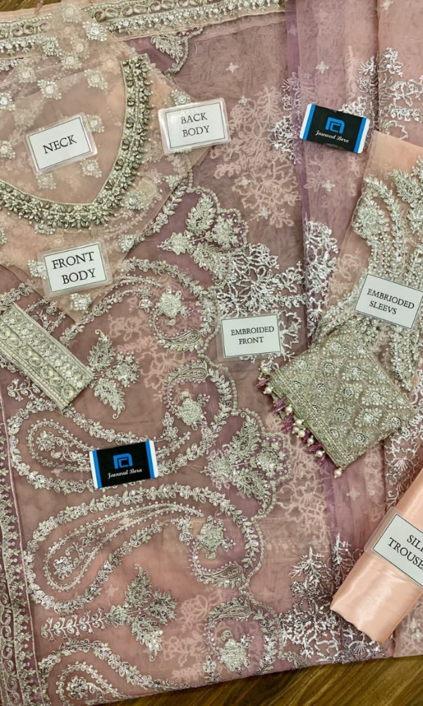 net fully heavy embroidered spengle work front body with adha emblishment necklace